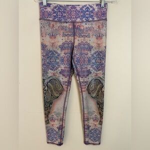 Evolution and Creation pastel paisley floral crop leggings SZ SM